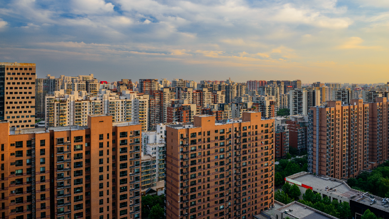 70% Crash Signals a Housing Reckoning, US AI Giants Unite Against China, and Taiwan Deterrence Talks Intensify