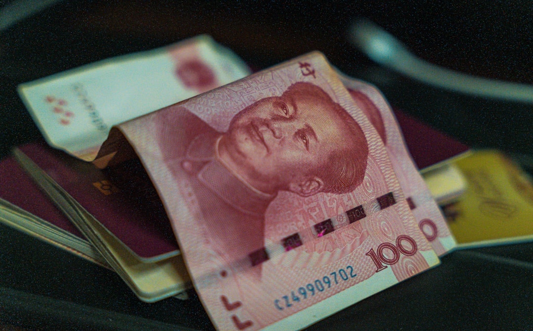 China capital flight stock market money out concept