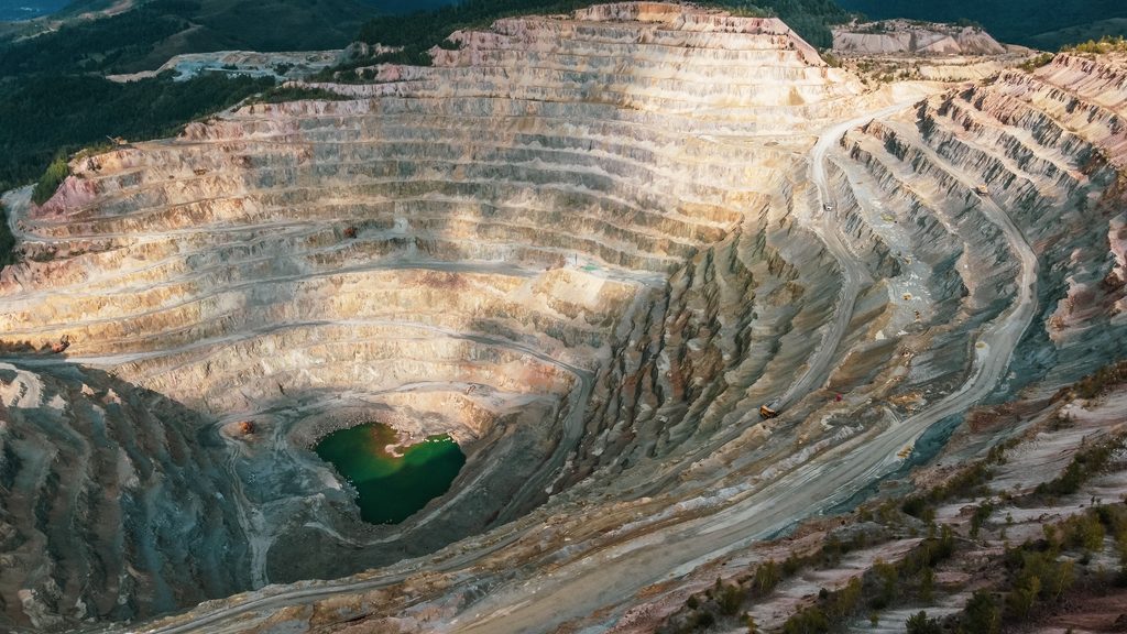 rare earth mining deal china usa